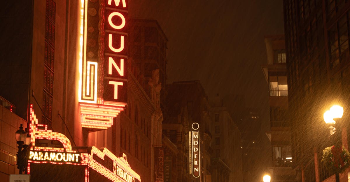 Instax-kamera Yhdistää Retroa ja Nykyaikaa