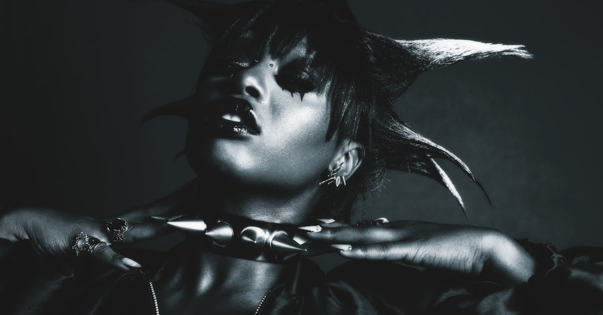 Yksityisyys - Punkt MC03: Uuden Aikakauden Puhelin Yksityisyys ja Minimalismi Käsikädessä