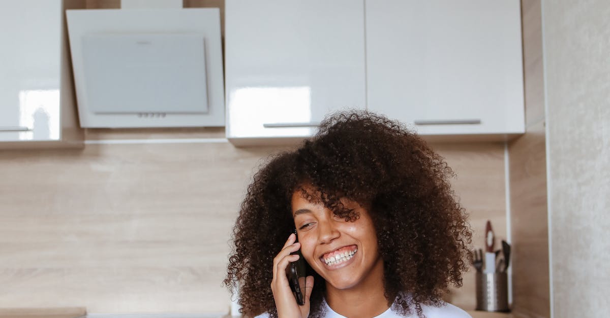 Ikävarmennustarkastukset: Ratkaiseeko Teknologia Lasten Suojelun ja