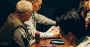 Parhaat Lautapelit Lahjaksi 2023: Kattava Opas Jokaiseen Makuun